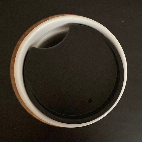 2016 Starbucks Christmas Coffee/Tea  Tumbler/Mug - Picture 4 of 8